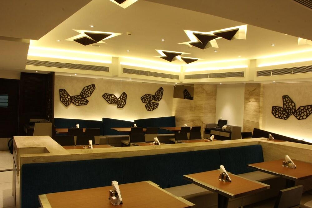 Hotel Fidalgo Panaji Ngoại thất bức ảnh